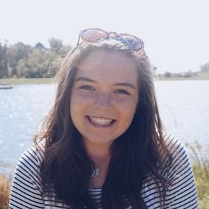 Meet your Posher, Elizabeth